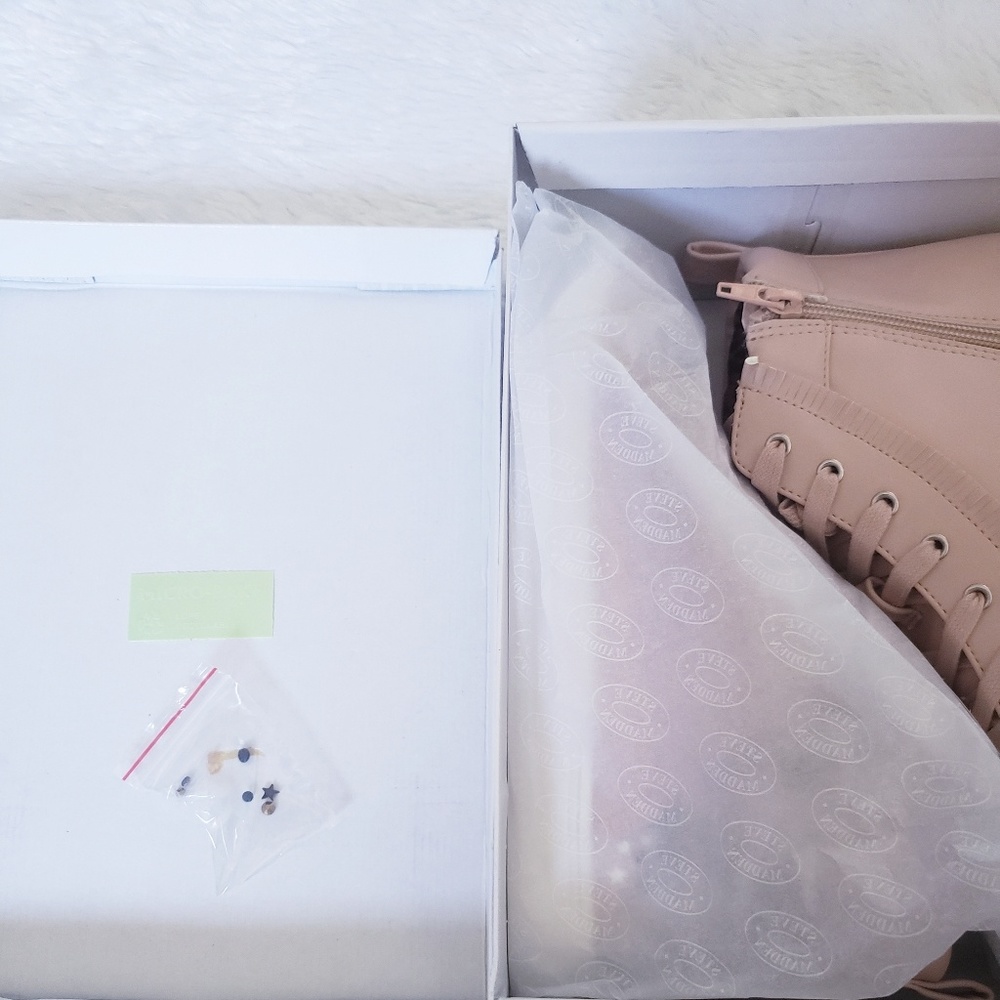 New Steve Madden Girls JHbrid Embellished High Top - Picture 5 of 5